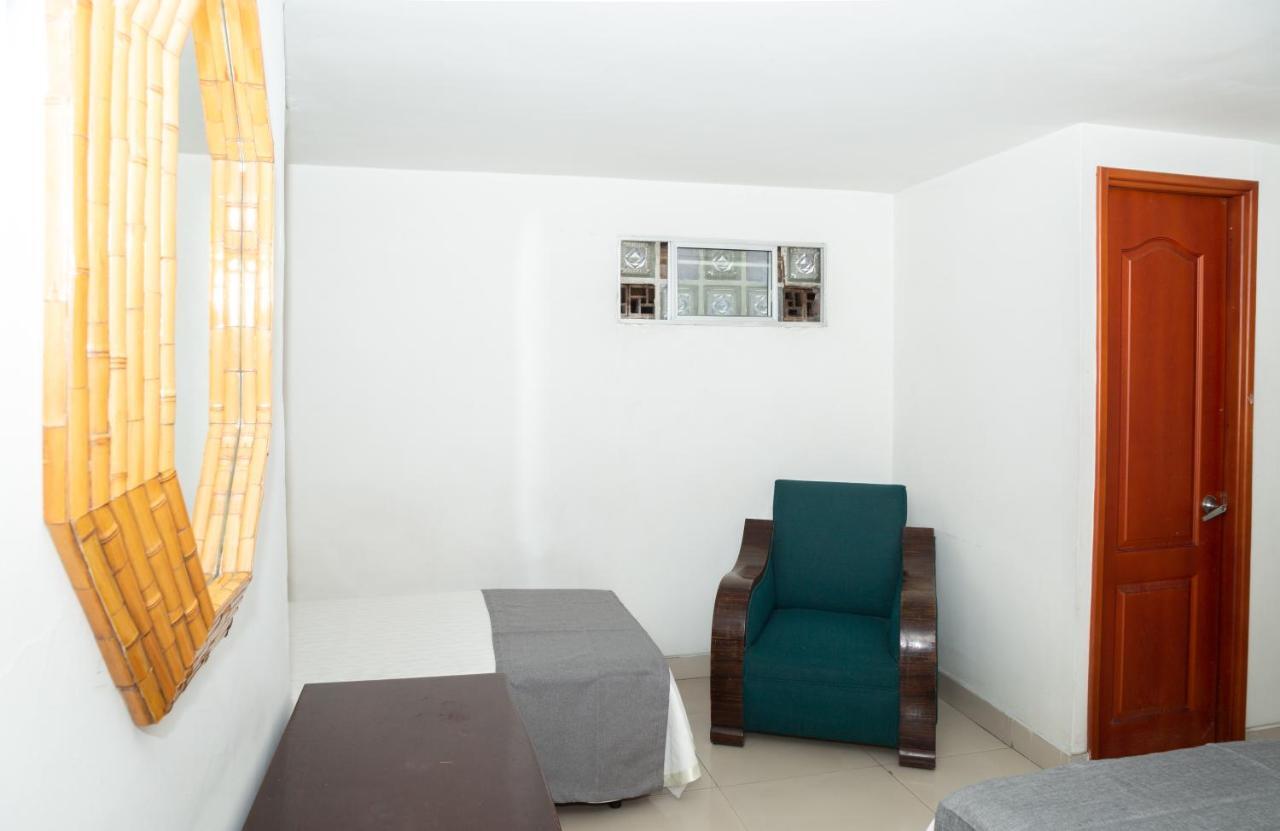 ホテル Ayenda 1131 Casa Valencia マニサレス エクステリア 写真