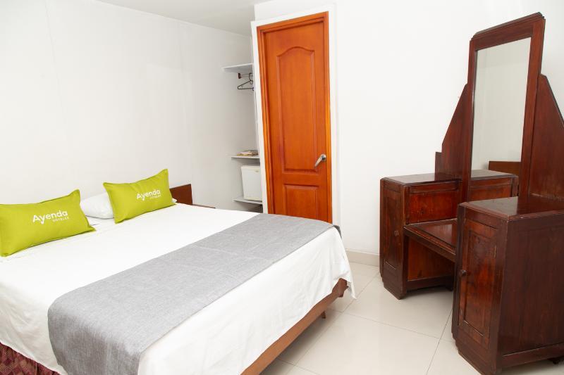 ホテル Ayenda 1131 Casa Valencia マニサレス エクステリア 写真